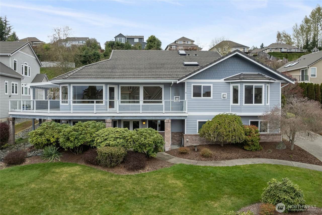 16412 139th Avenue - Photo 1