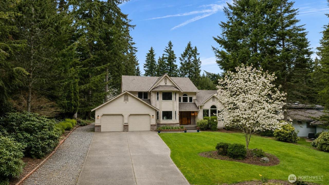 5802 Troon Avenue - Photo 1