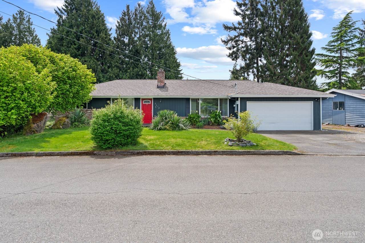 2419 307th Street - Photo 1
