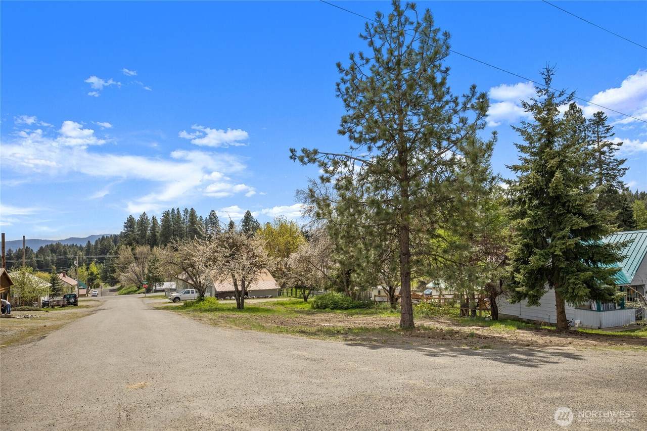 4 XX Alaska Avenue - Photo 1