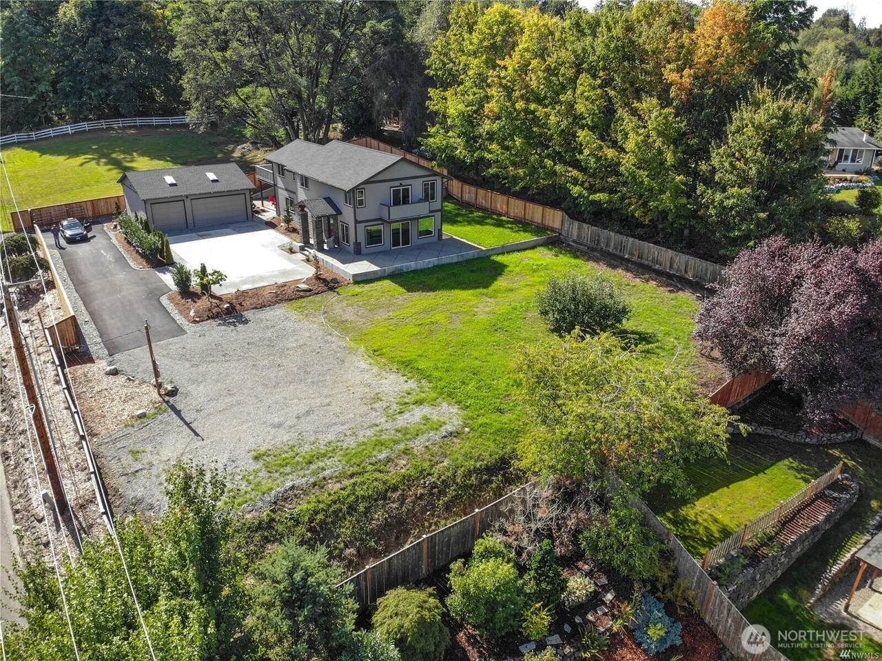 2502 9th Street - Photo 1