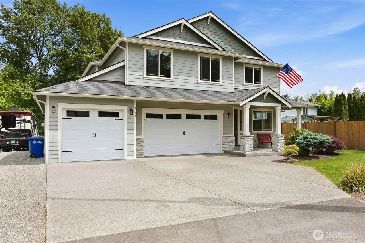 3109 108th Avenue - Photo 1