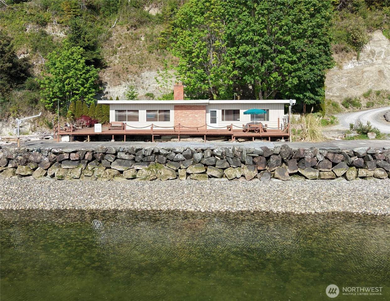 1085 Rockaway Lane - Photo 1