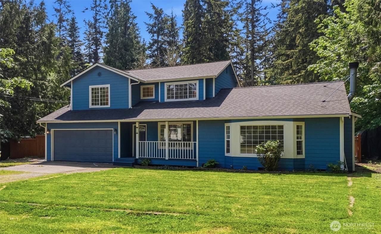 1719 Hemlock Drive - Photo 1