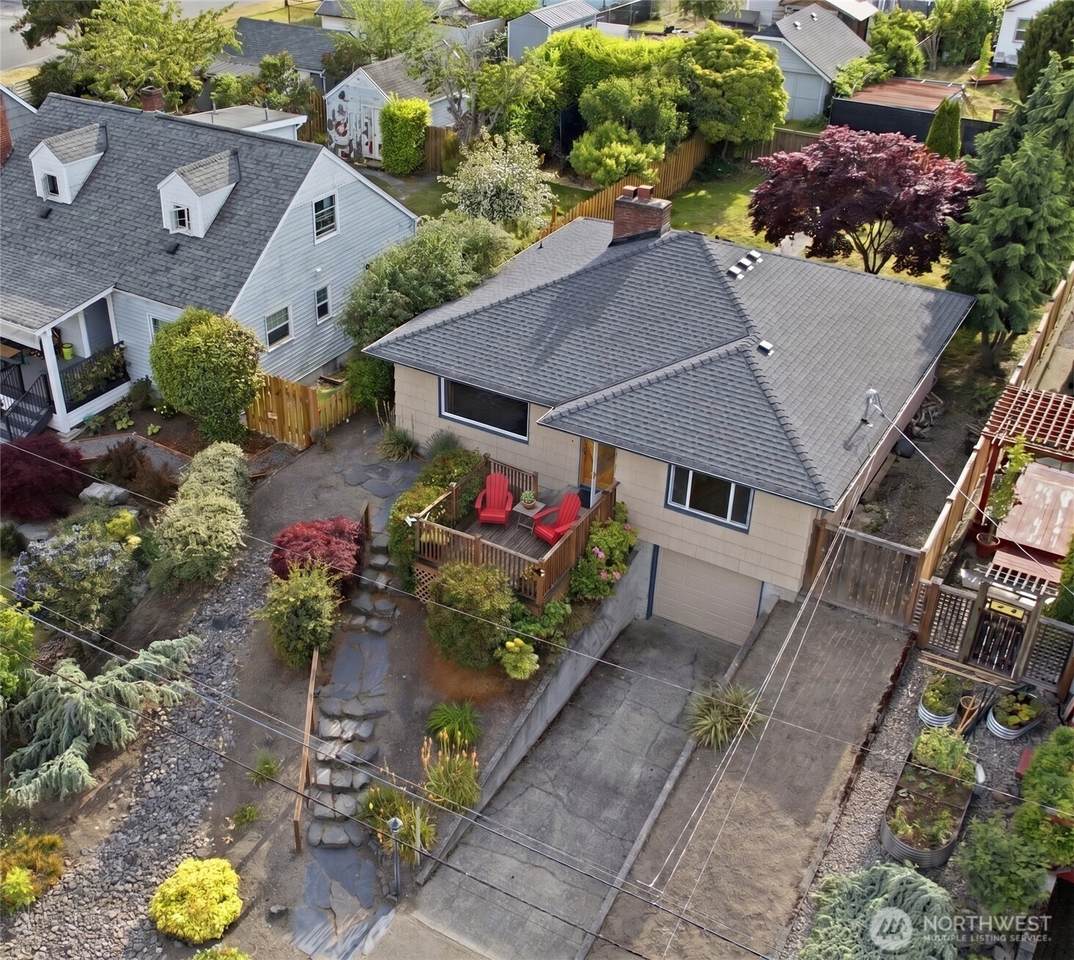 2210 Mason Avenue - Photo 1