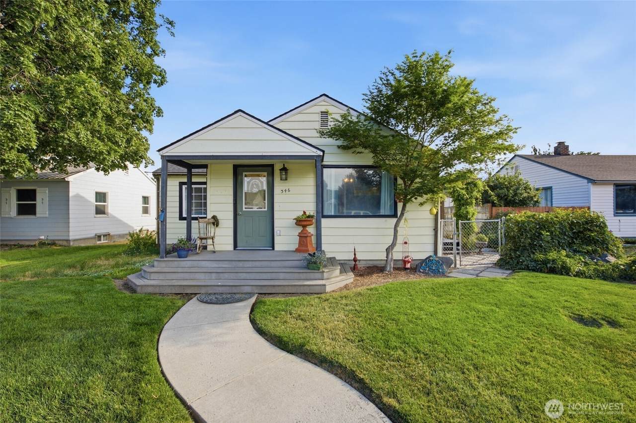 346 7th Ave Sw - Photo 1