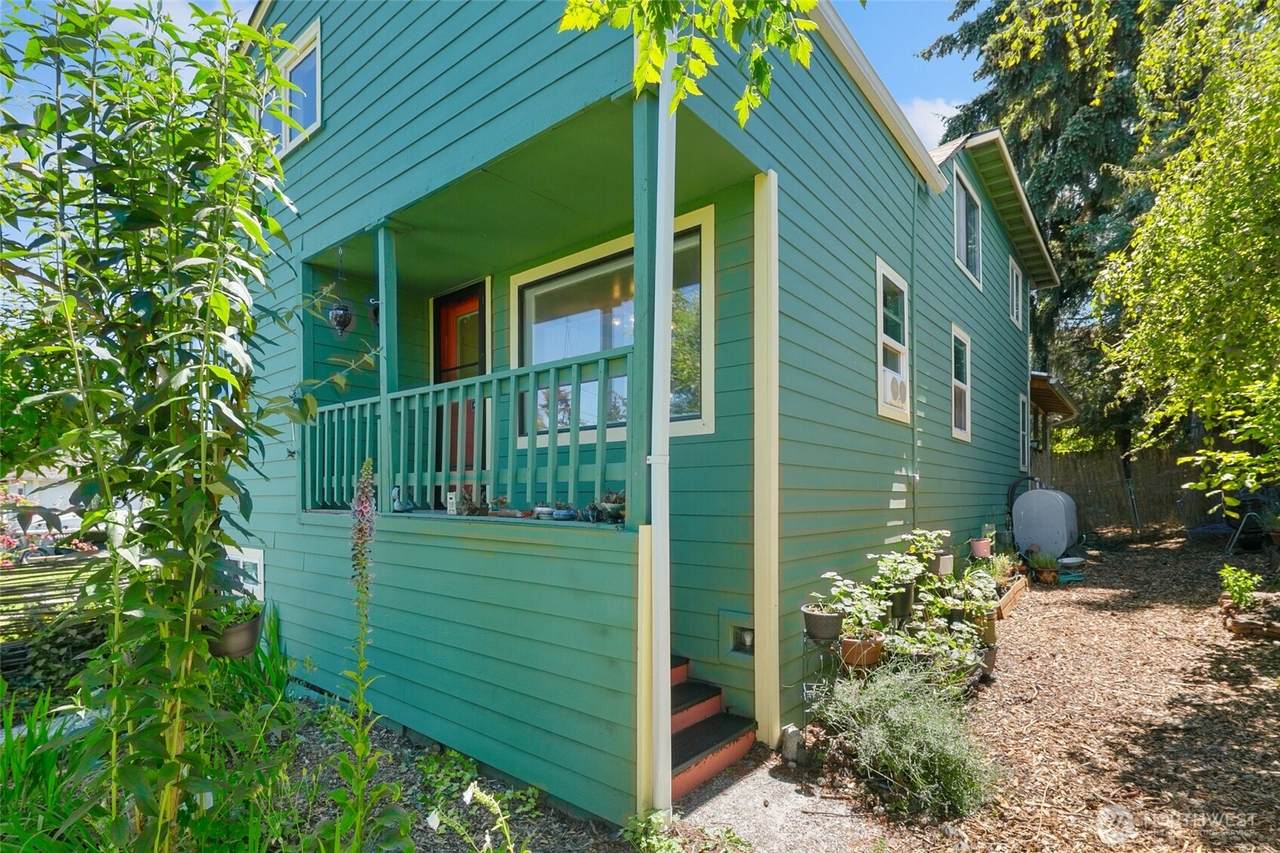 1235 101st Street - Photo 1
