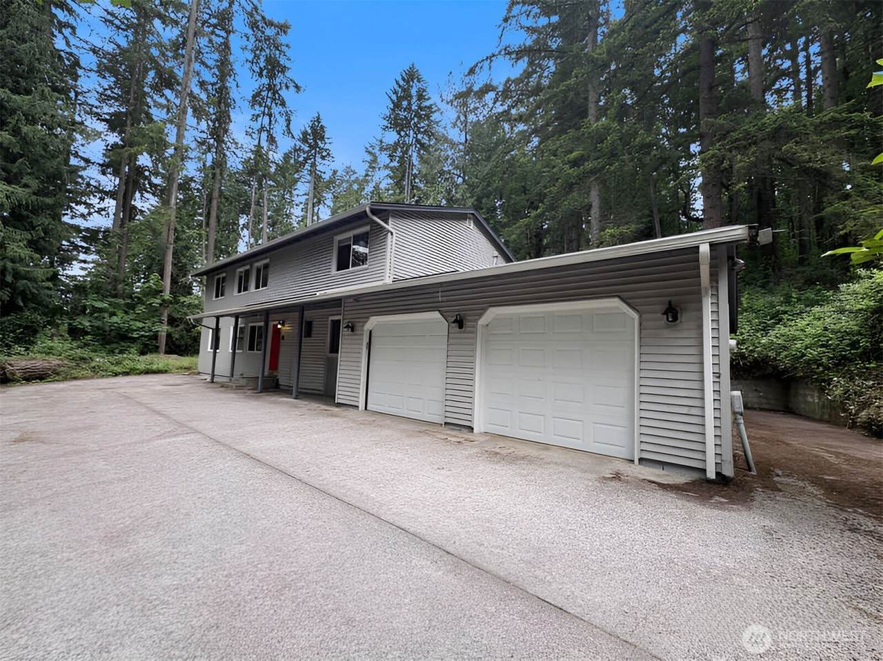 24404 Mirrormont Boulevard - Photo 1