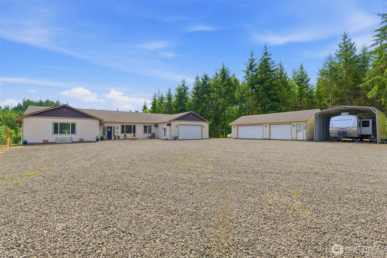 300 Mclane Cove Drive - Photo 1