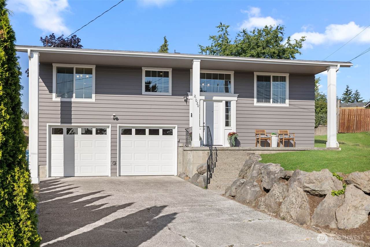 21020 98th Avenue - Photo 1