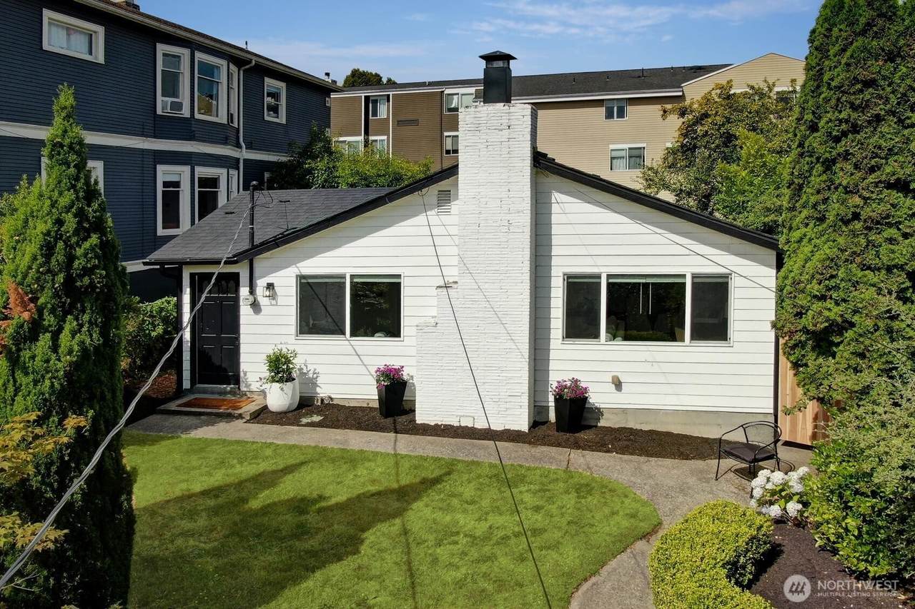 2353 Federal Avenue - Photo 1