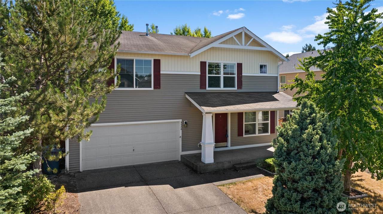 9520 187th Street Ct - Photo 1