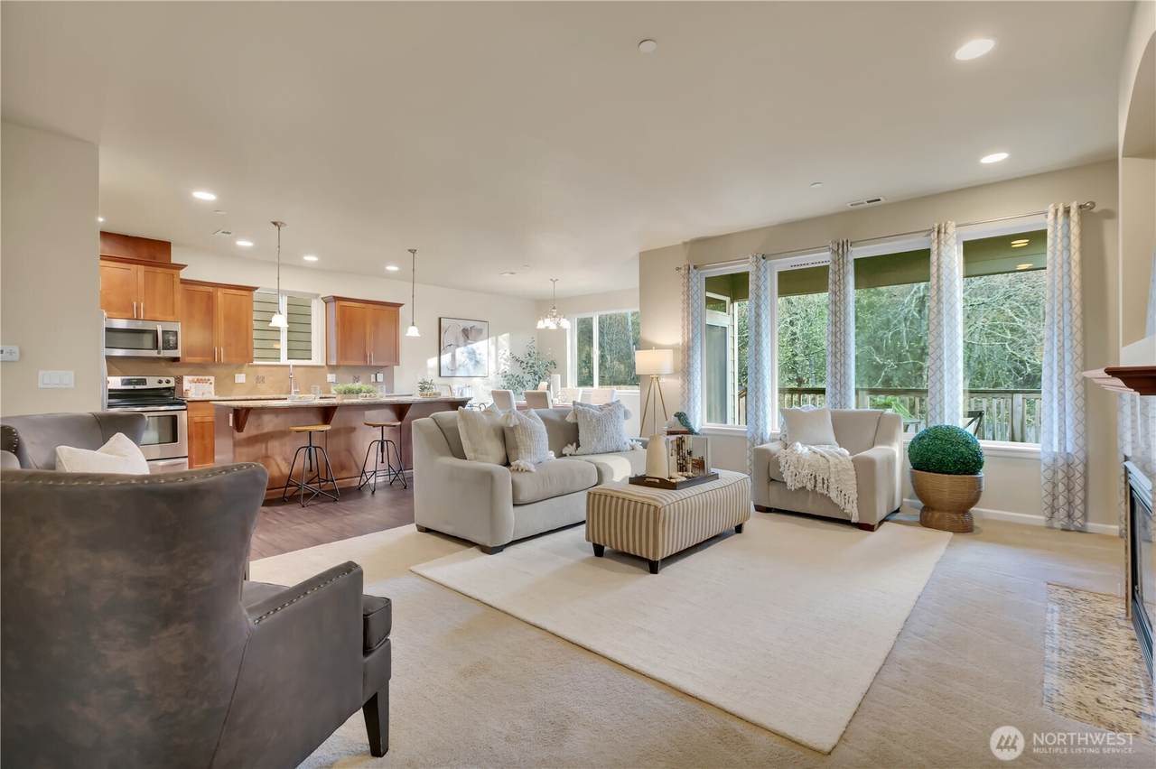 18509 104th Street Ct - Photo 1