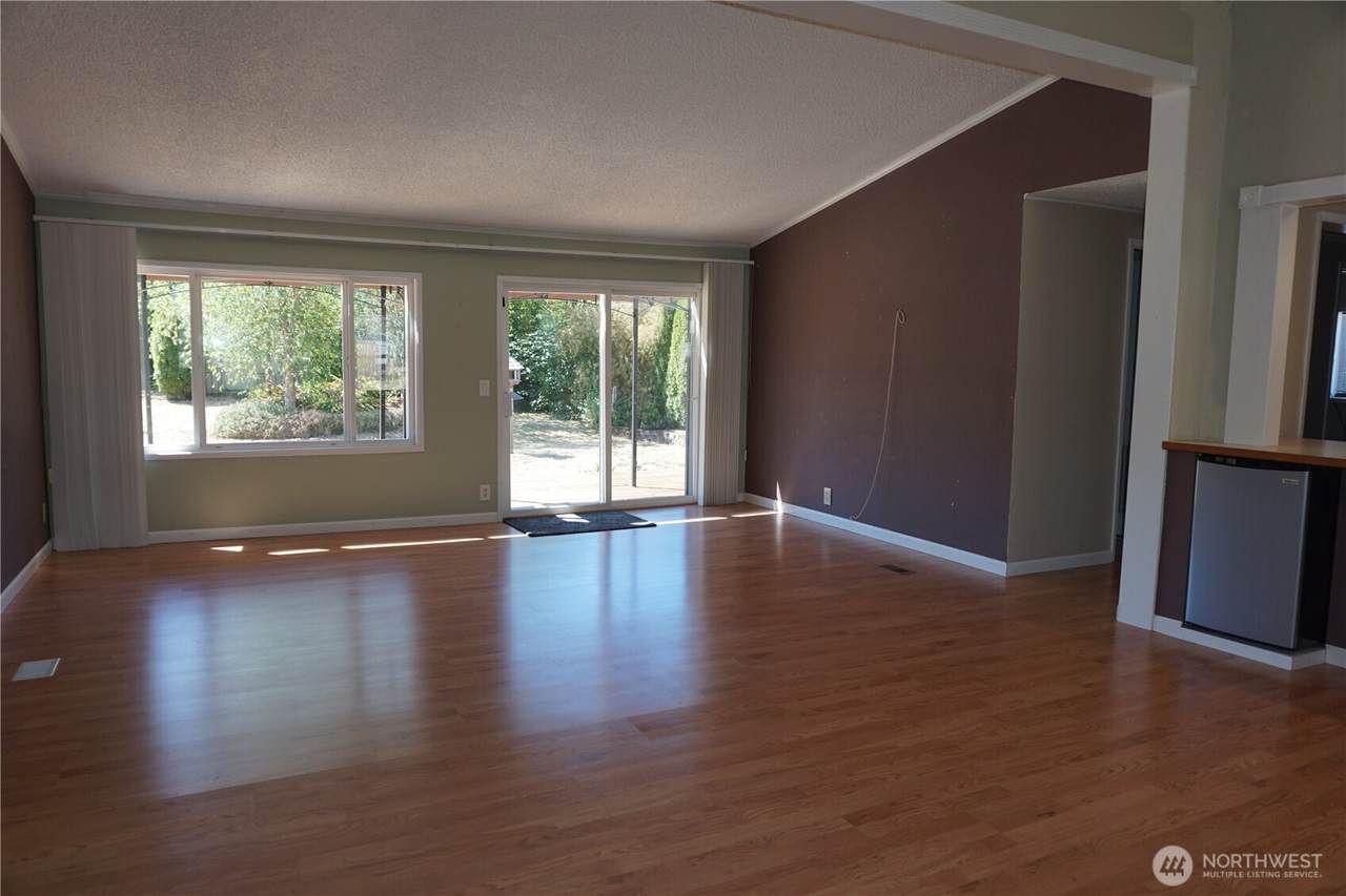 9324 218th Street Ct - Photo 1