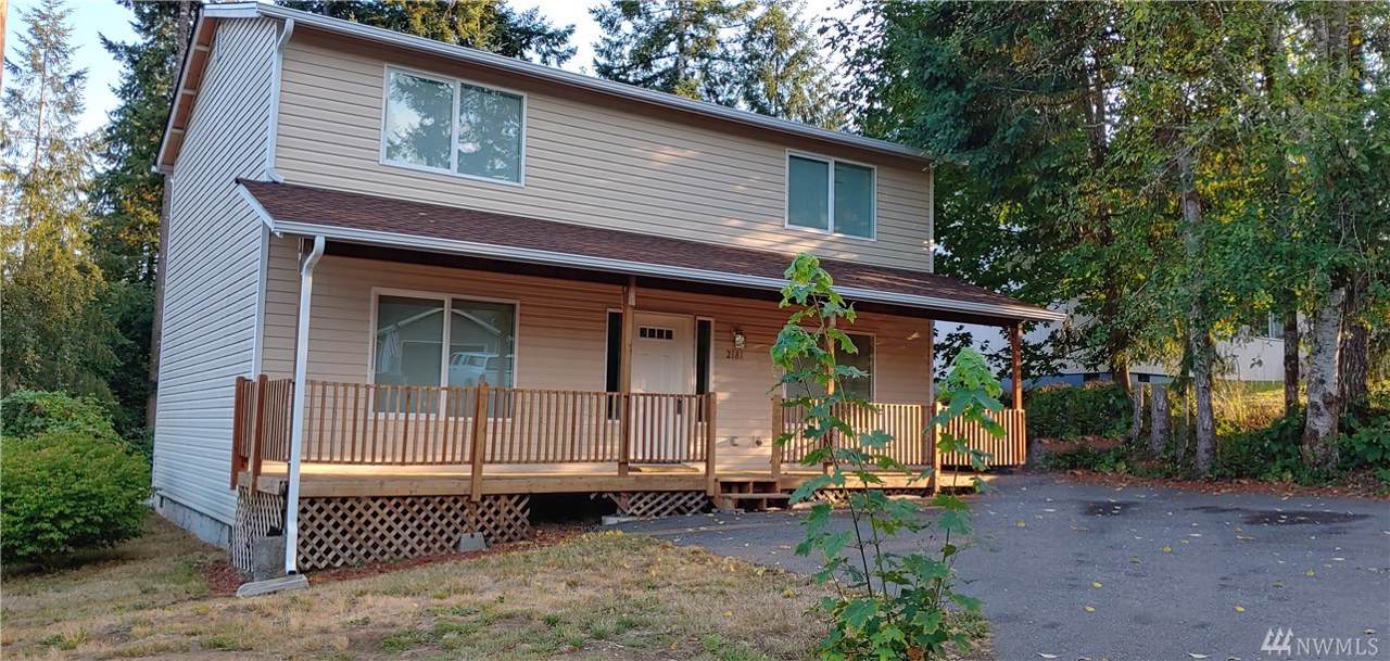 2181 Crestview Dr - Photo 1