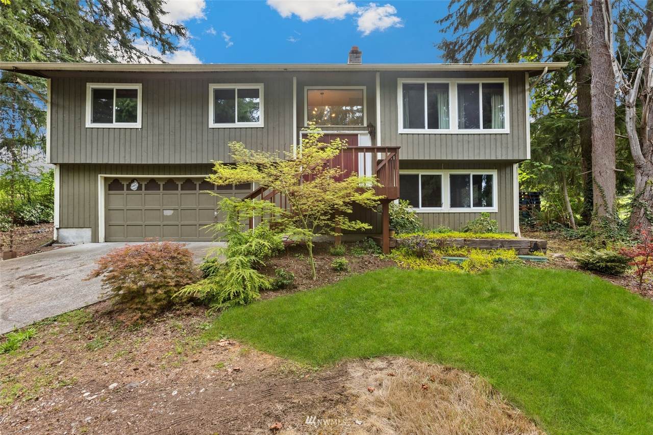 3614 176th Avenue - Photo 1