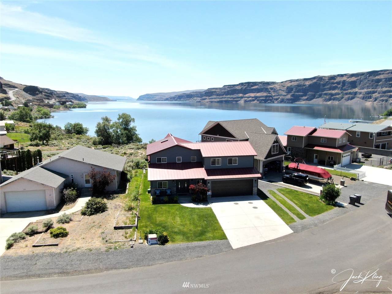 25053 Wanapum Street - Photo 1
