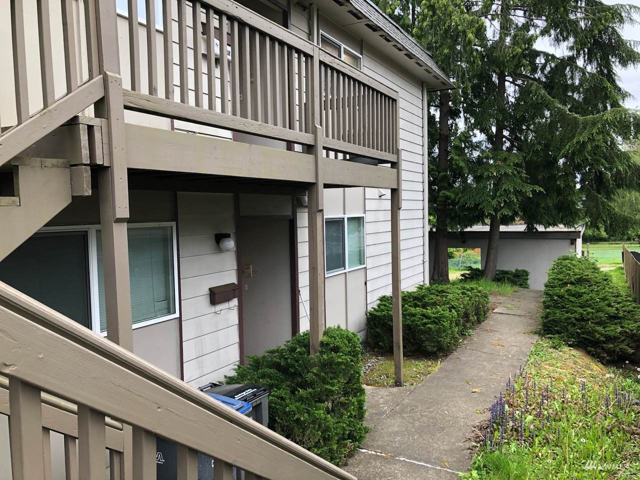 1809 Perry Avenue - Photo 1