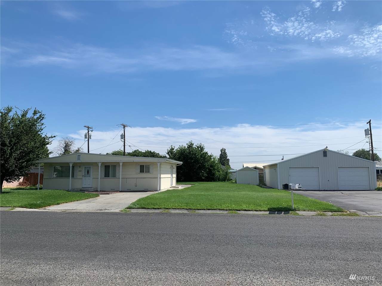 4337 Moon Drive Ne - Photo 1