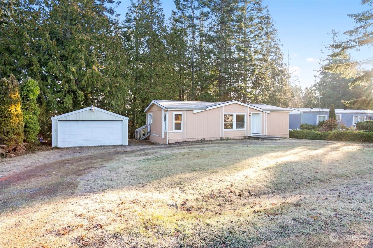 8224 Skeena Way - Photo 1