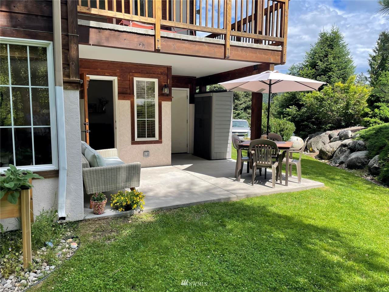 340 Prospect Street - Photo 1