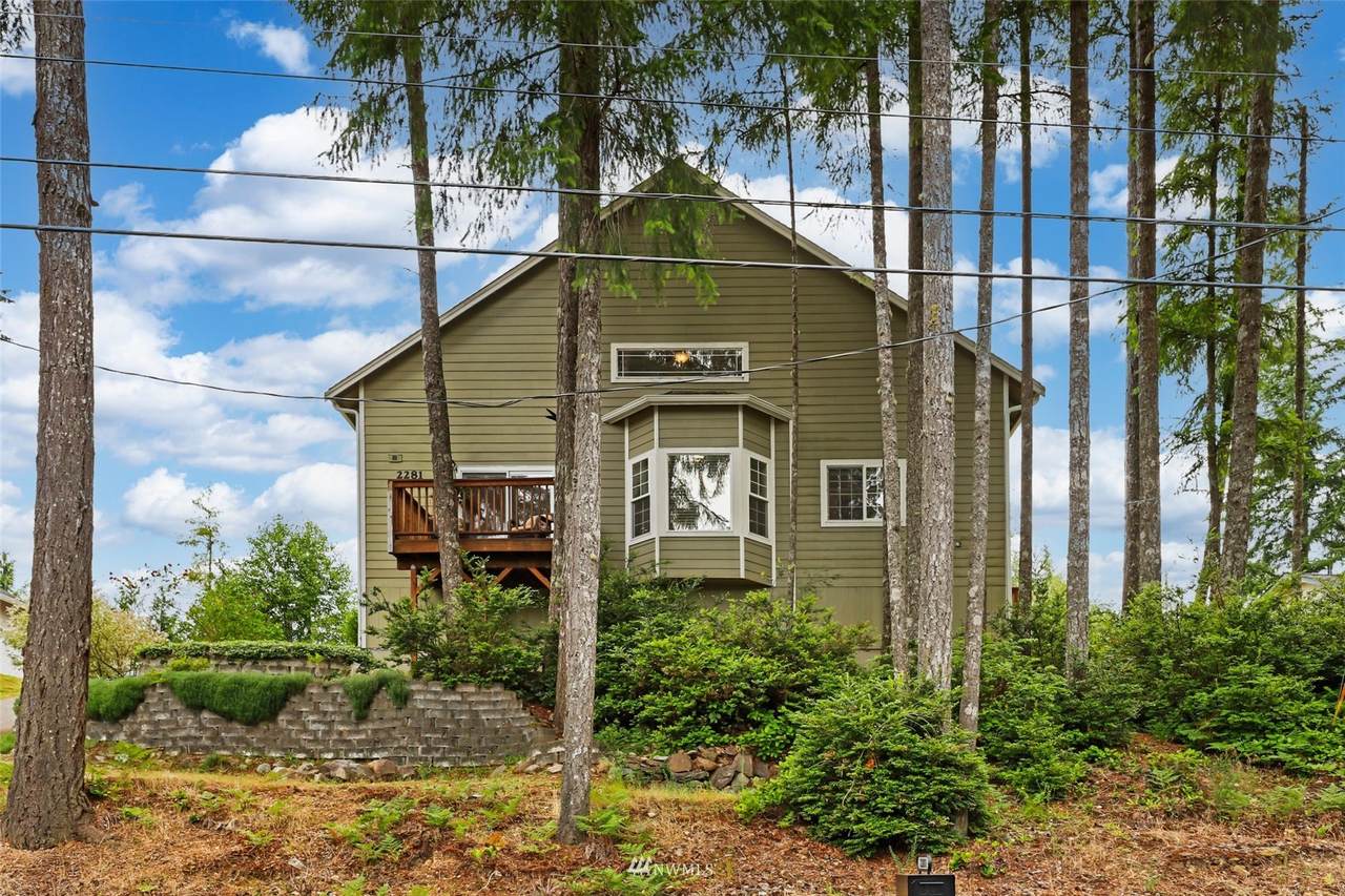 2281 Saint Andrews Drive - Photo 1