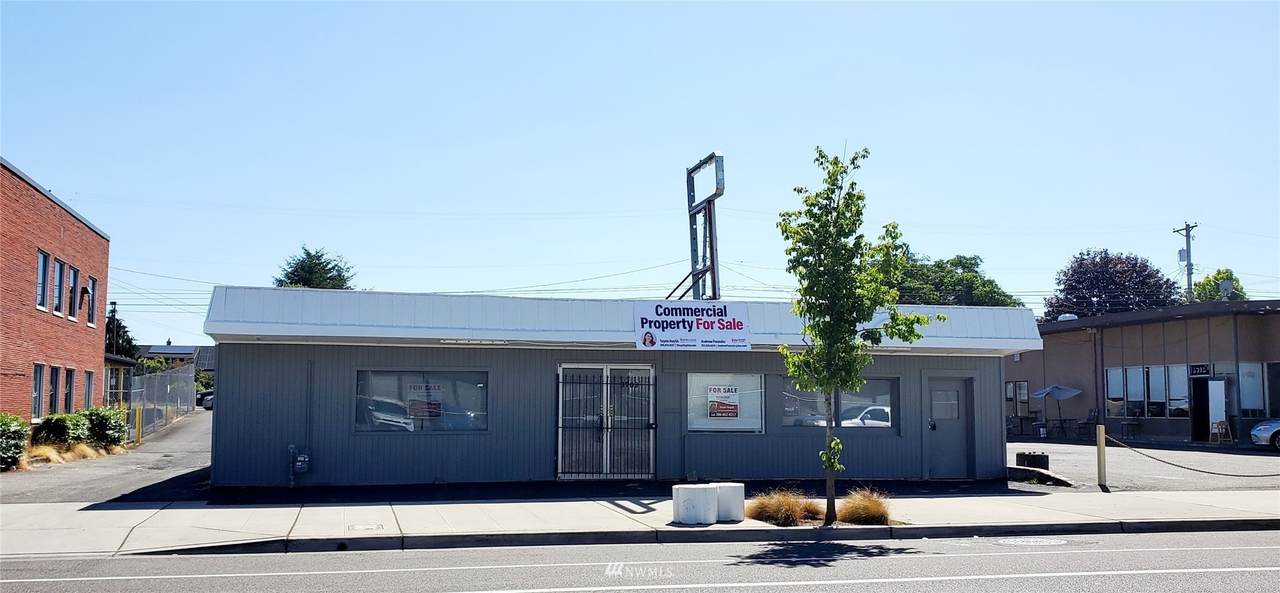 3709 G Street - Photo 1