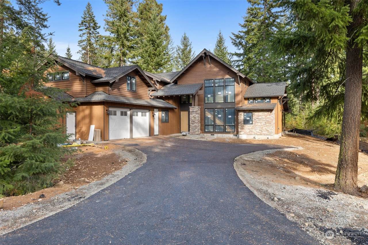 1810 Larkspur Loop - Photo 1