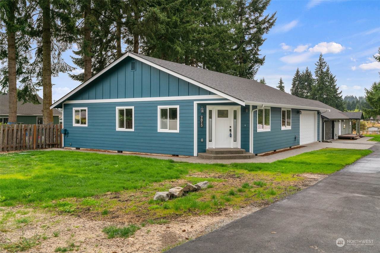 9815 178th Way - Photo 1