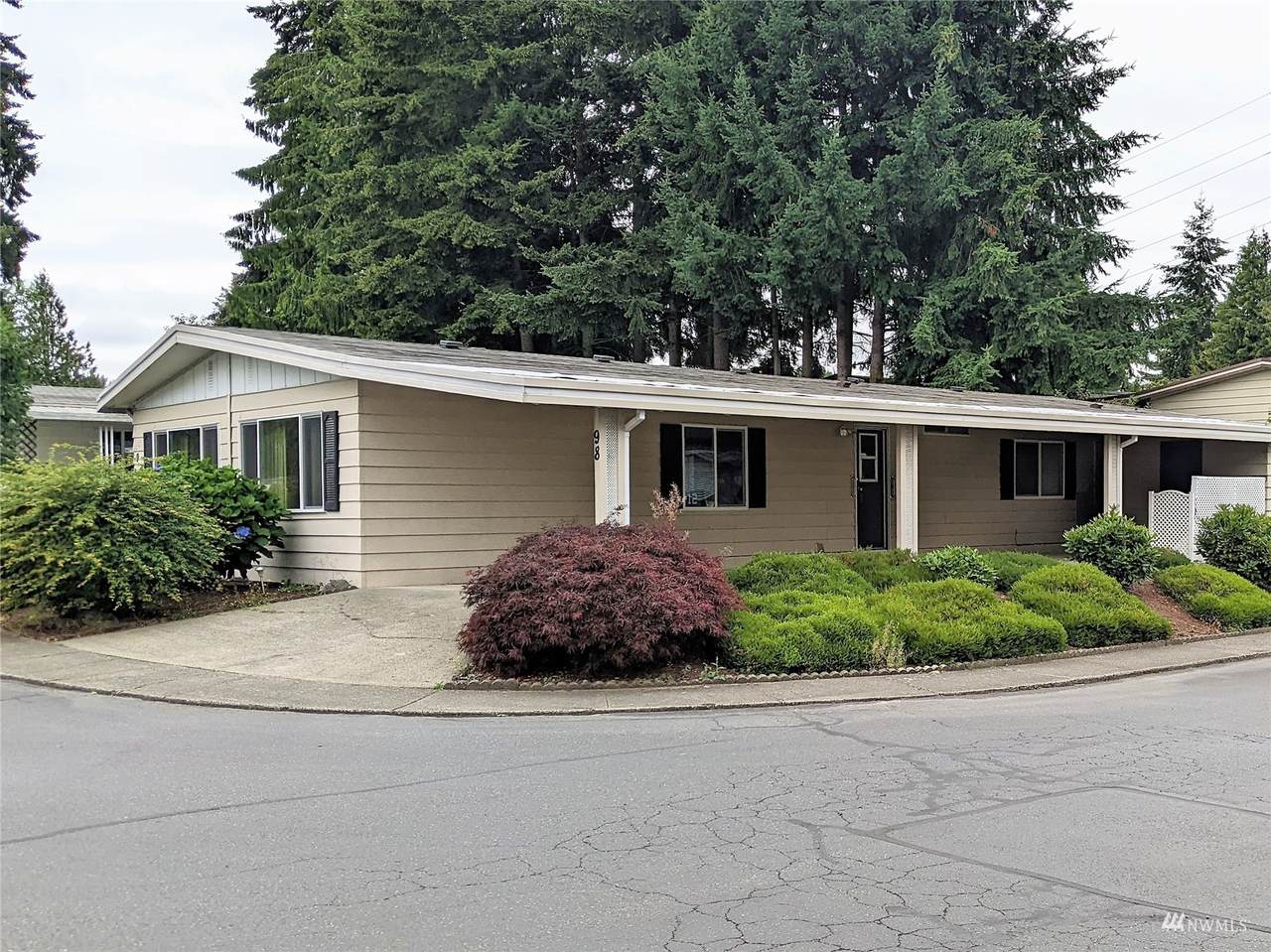 201 Union Avenue - Photo 1