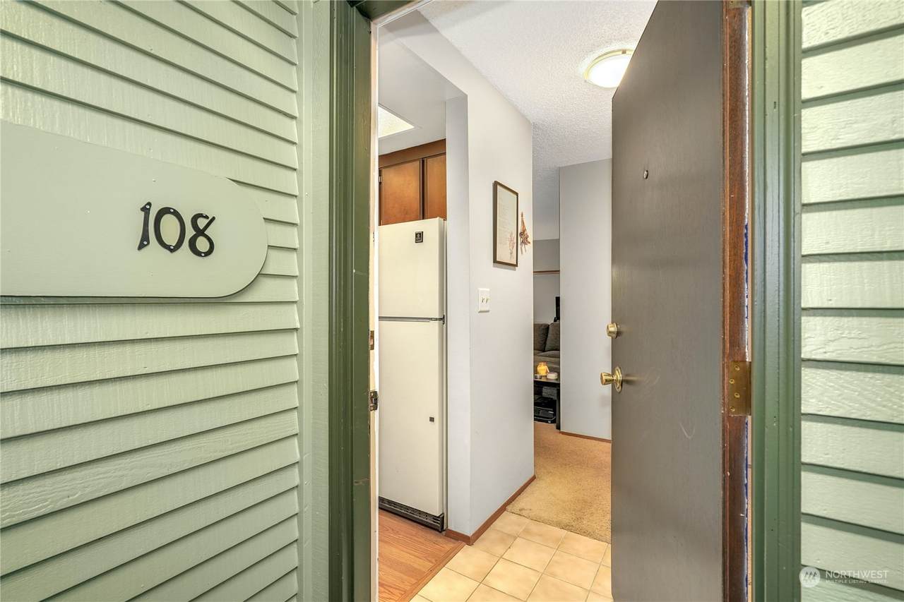 18902 8th Avenue - Photo 1