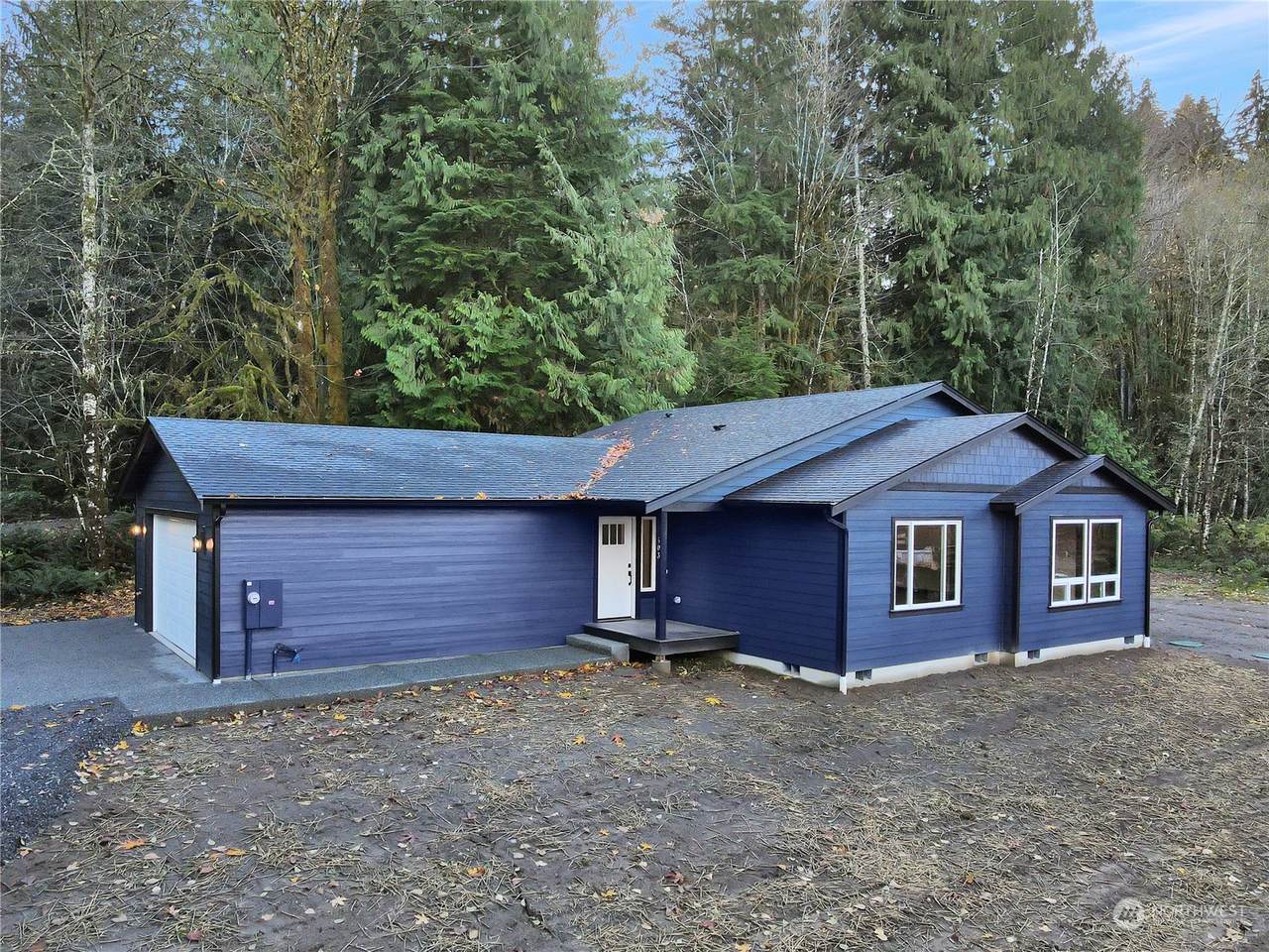 403 Commercial Avenue - Photo 1