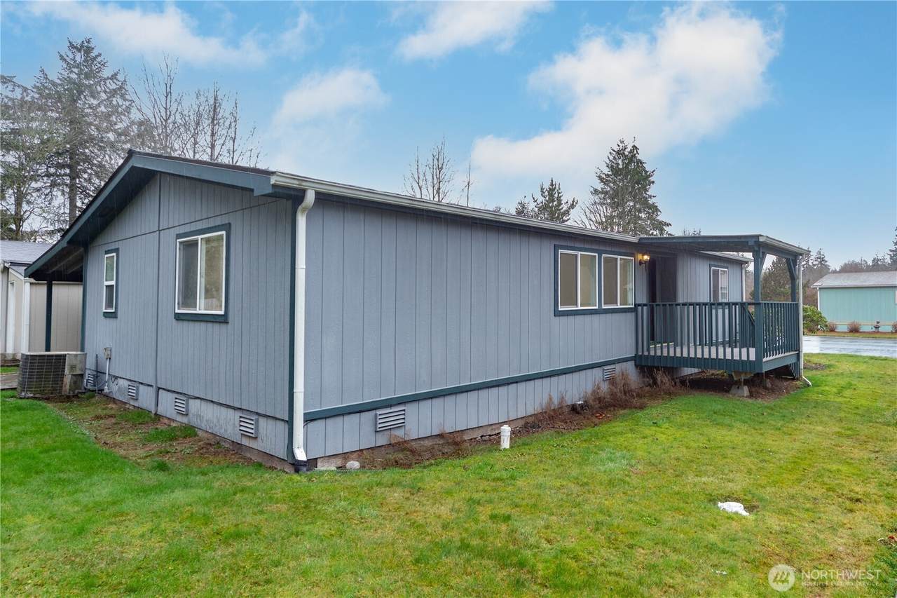 337 Saturn Lane - Photo 1