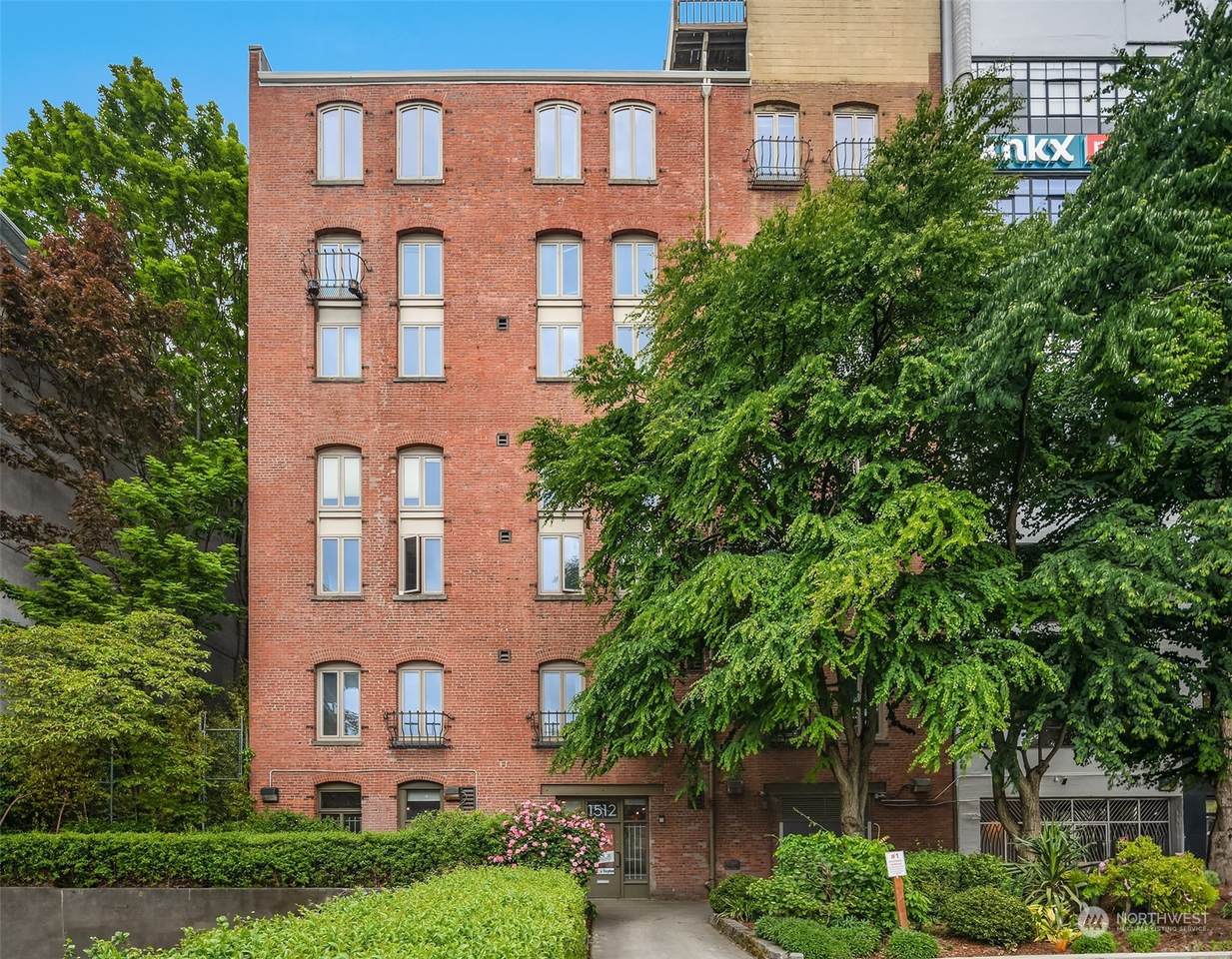 1512 Alaskan Way - Photo 1