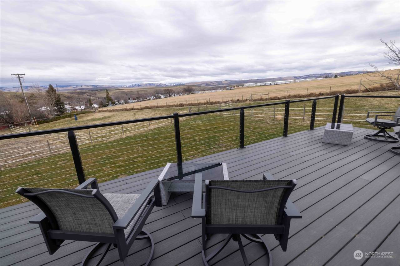 211 13th Avenue - Photo 1