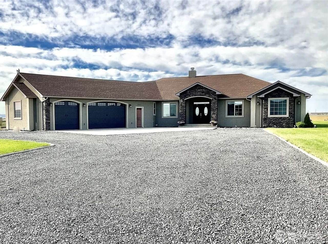 4337 Road 7.4 - Photo 1