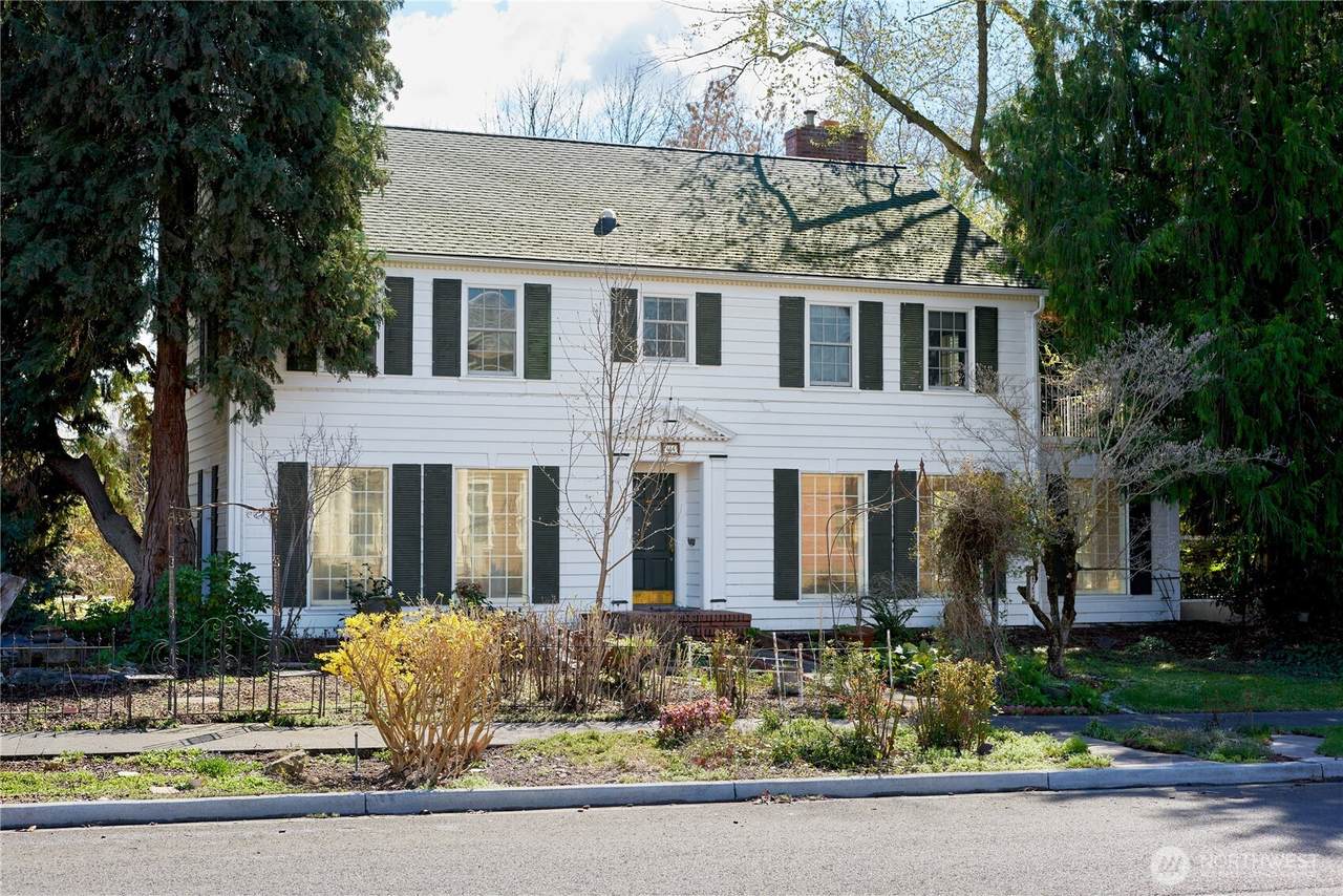 444 Washington Street - Photo 1