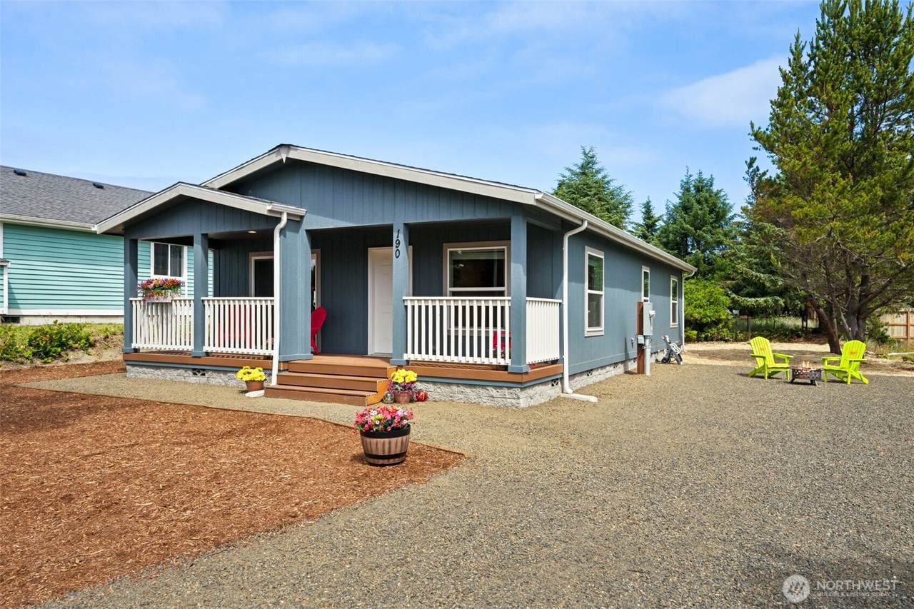 190 Clover Street - Photo 1