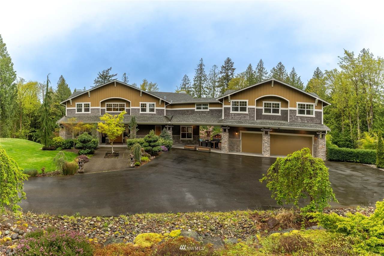 2049 297th Way - Photo 1