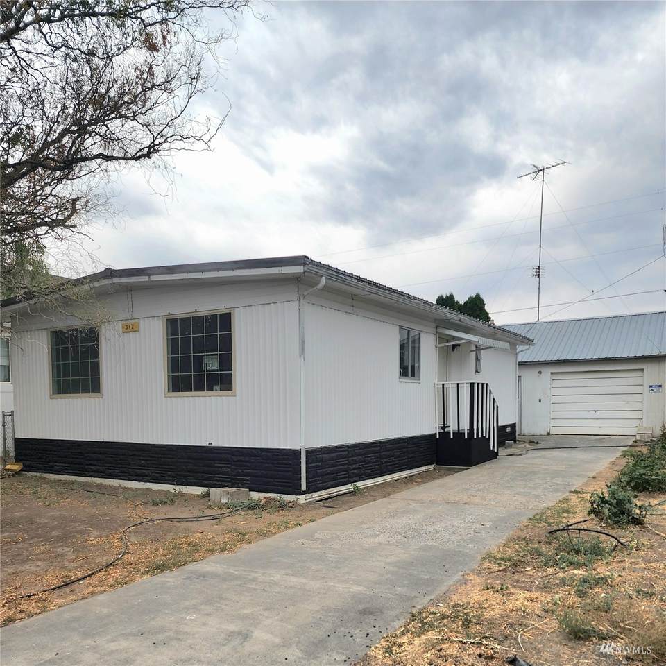 312 3rd Avenue - Photo 1