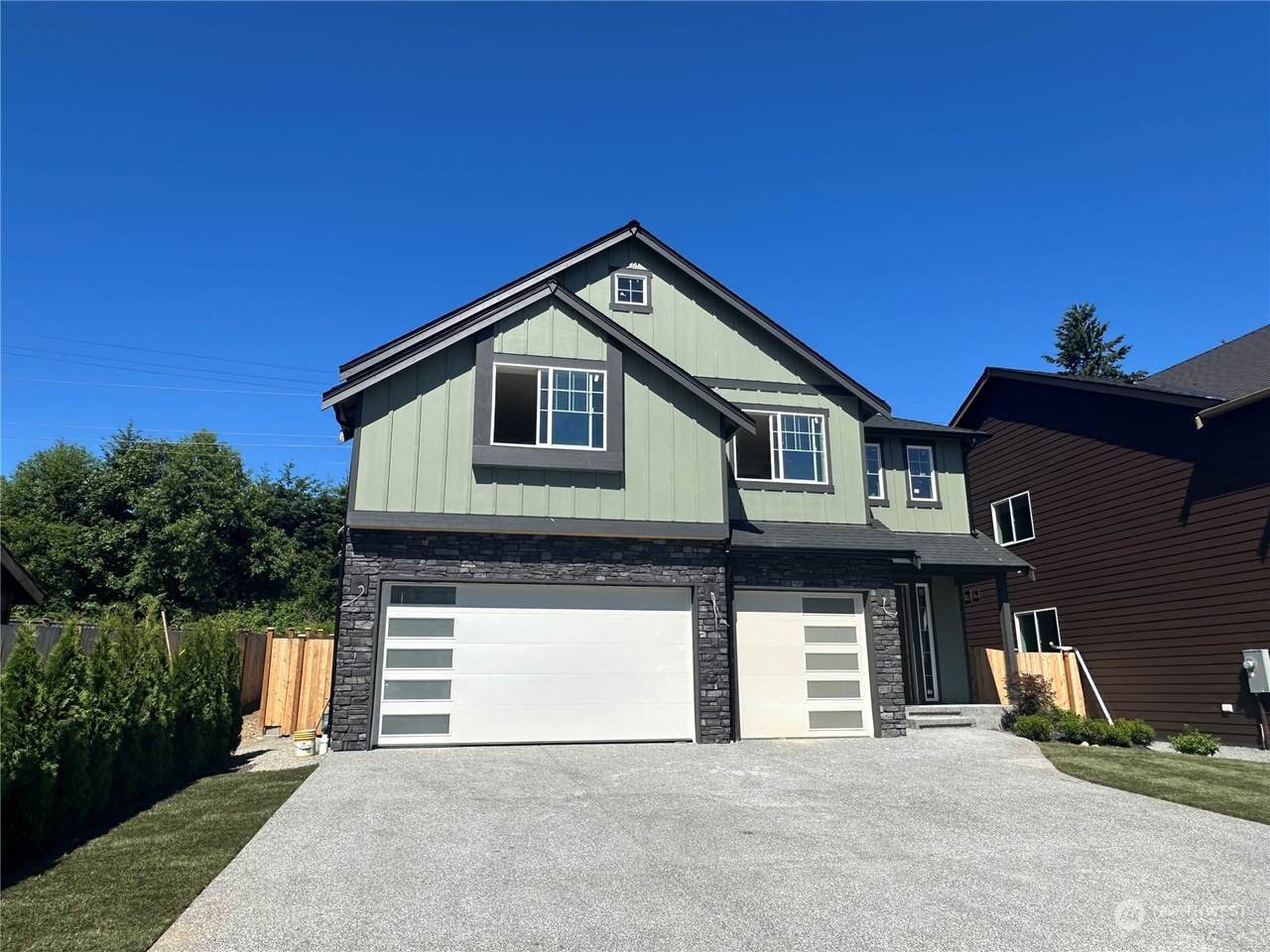 707 140th Street - Photo 1