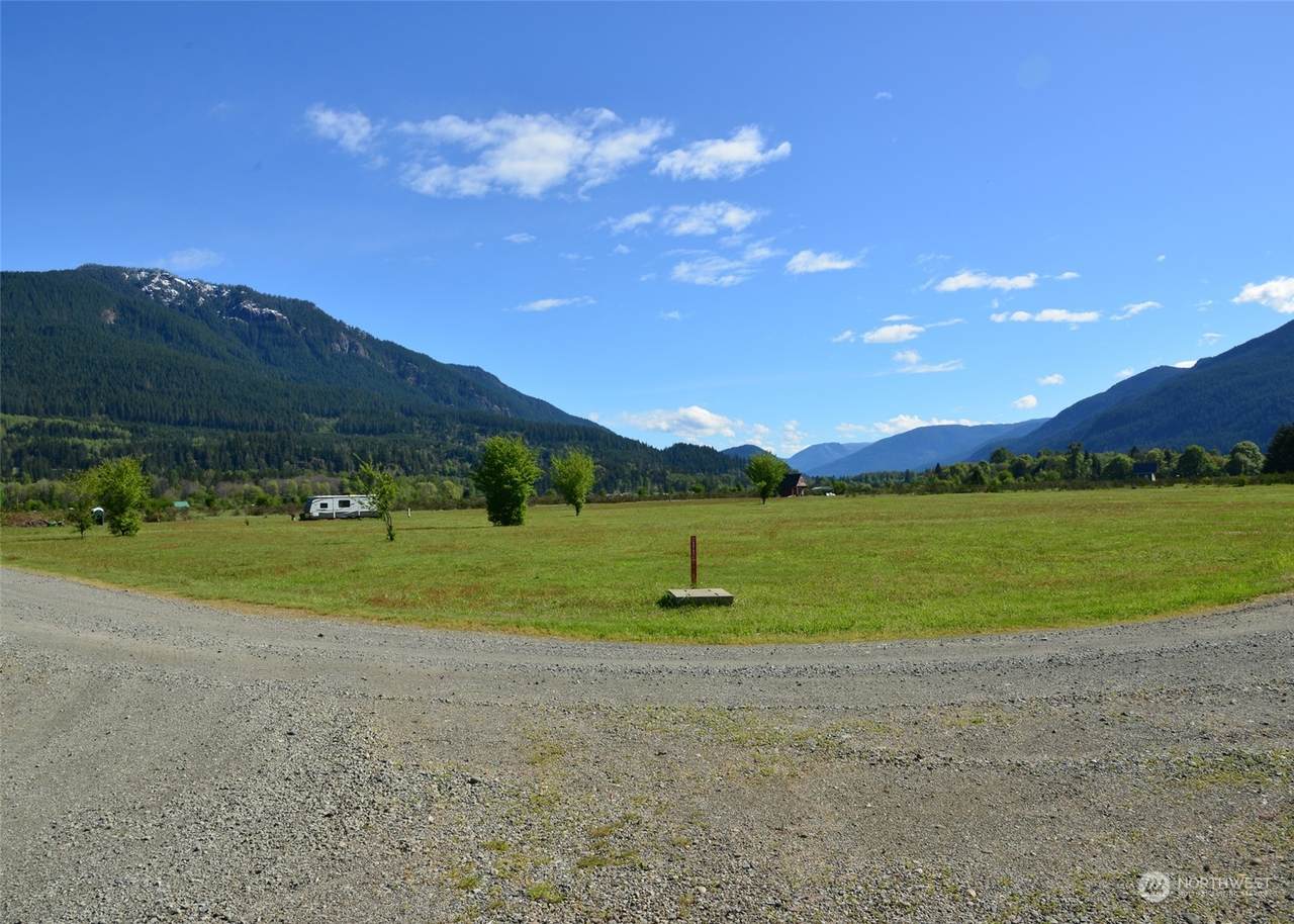 163 Lone Tree Road - Photo 1