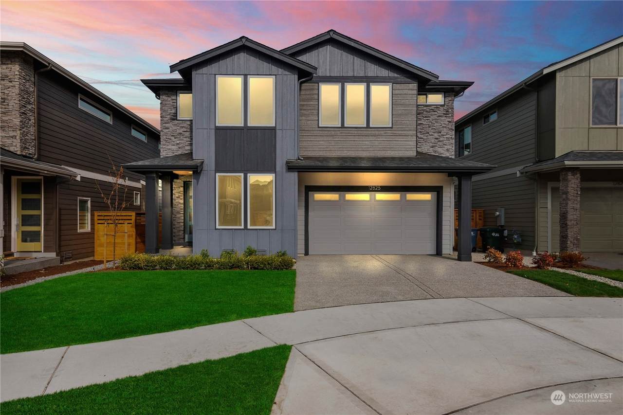 12825 189th Avenue - Photo 1