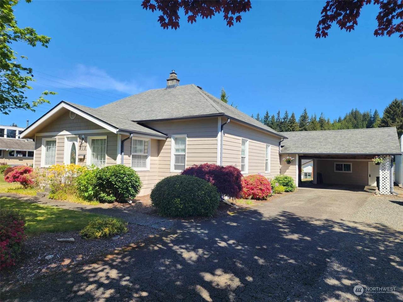 318 Kamilche Avenue - Photo 1