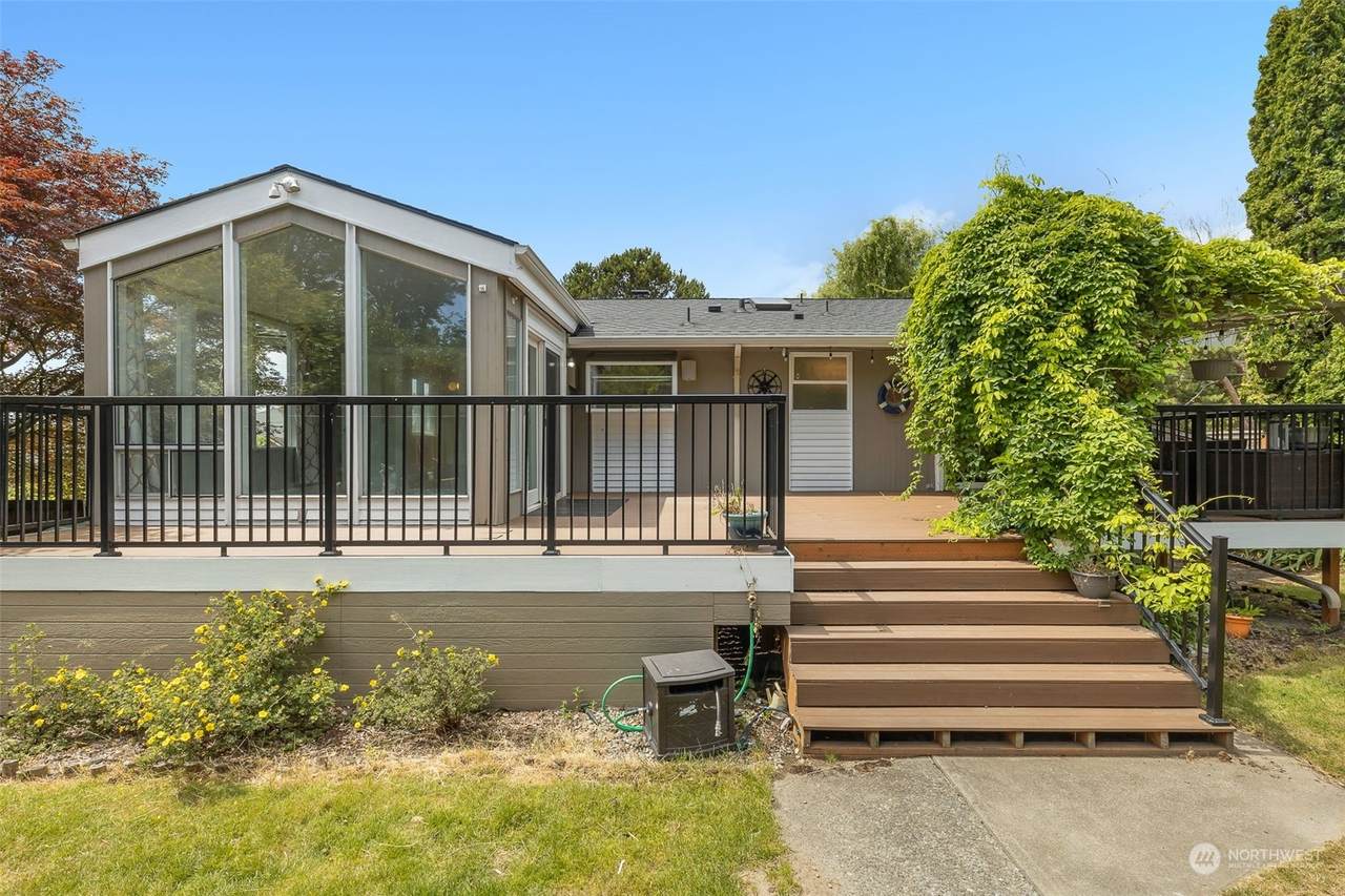 9250 36th Avenue - Photo 1