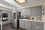 6310 Englewood Avenue - Photo 15