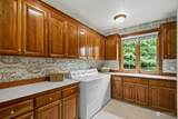 822 Windsor Drive - Photo 17