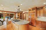 822 Windsor Drive - Photo 10