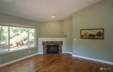 1610 Fox Hollow - Photo 14