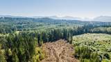 9005 Woods Creek Road - Photo 32